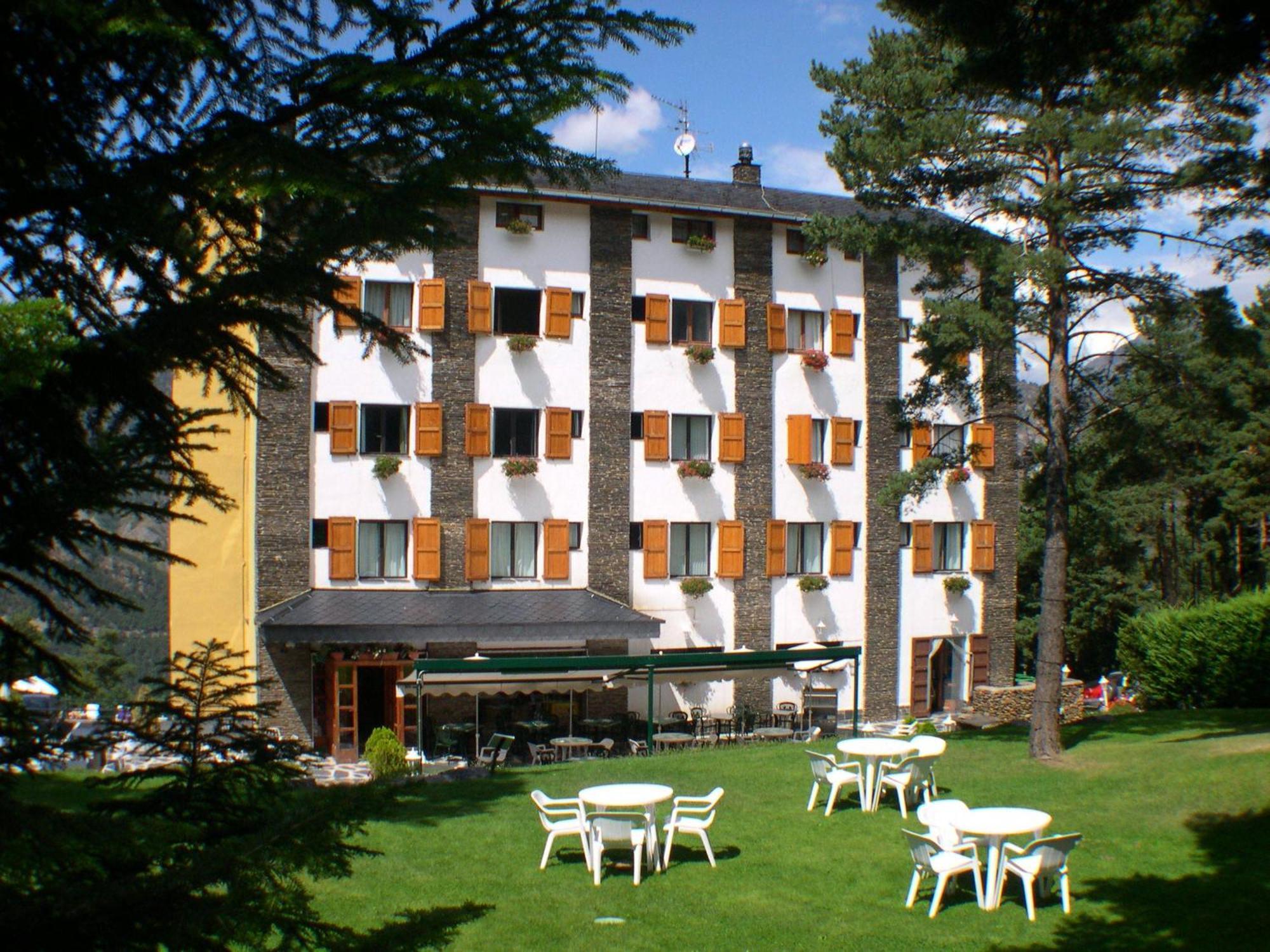 Coma Bella Hotel Sant Julia de Loria Exterior photo